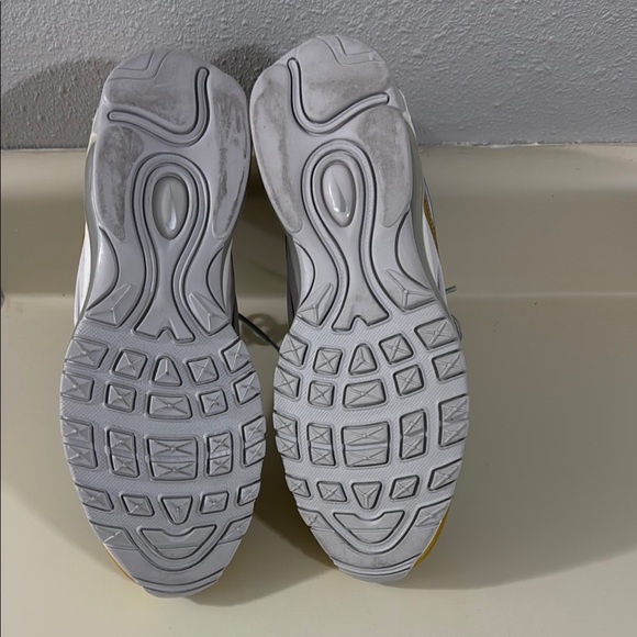 Nike Airmax 97 Silver & gold Sneakers - Picture 6 of 6